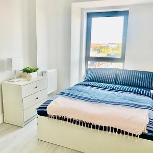  Apartment Parkside